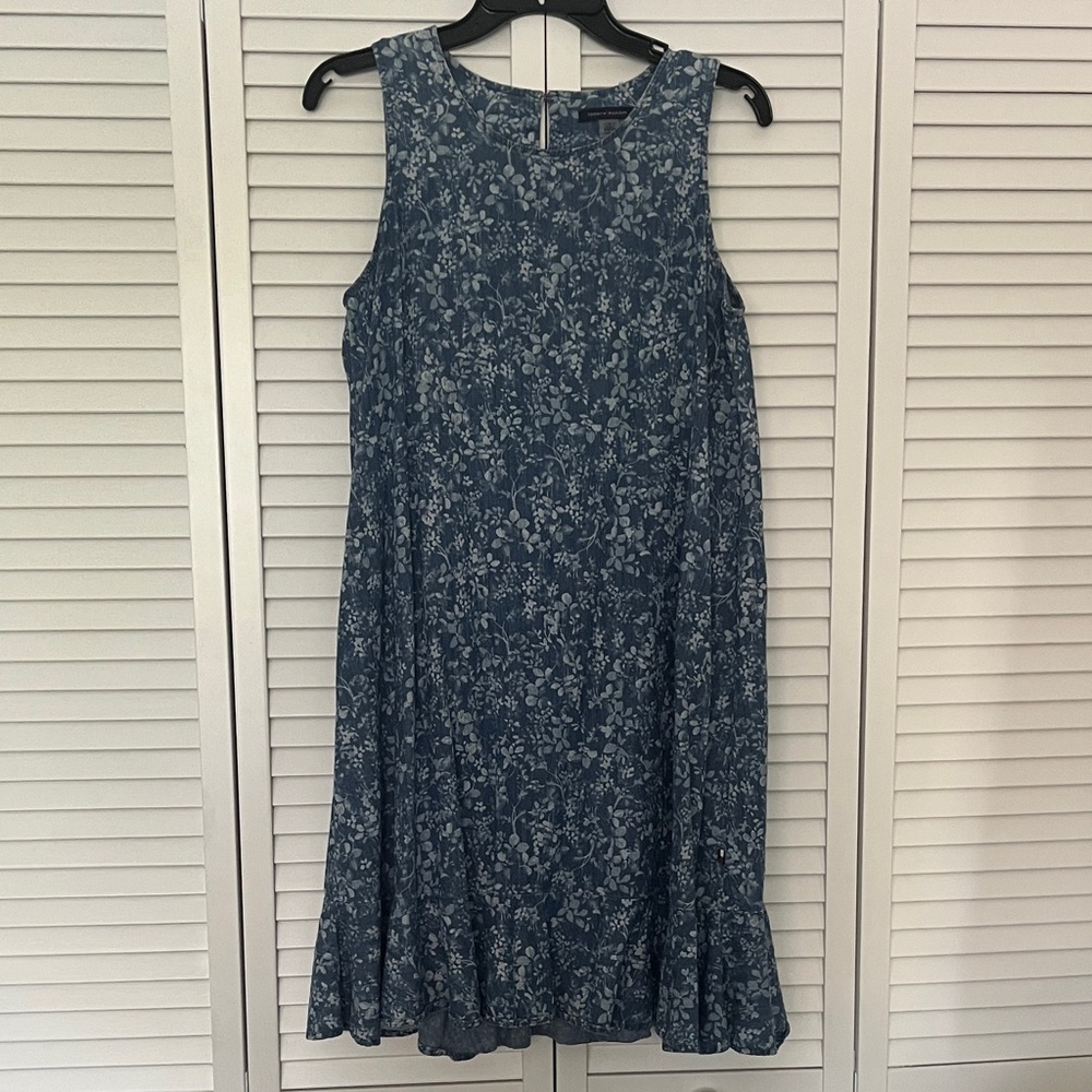 Floral Blue Sleeveless Dress with Flounce